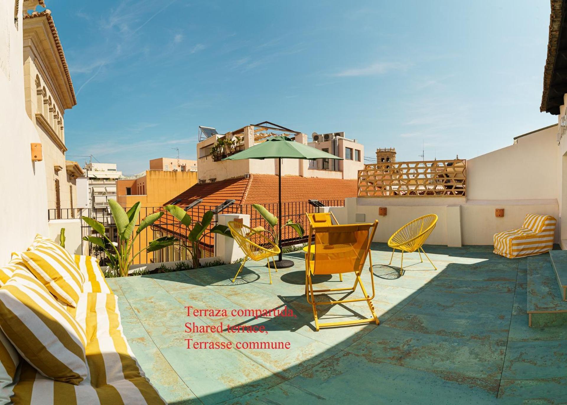Apartment With Exceptional Charm In Historic Center Of Alicante Ngoại thất bức ảnh